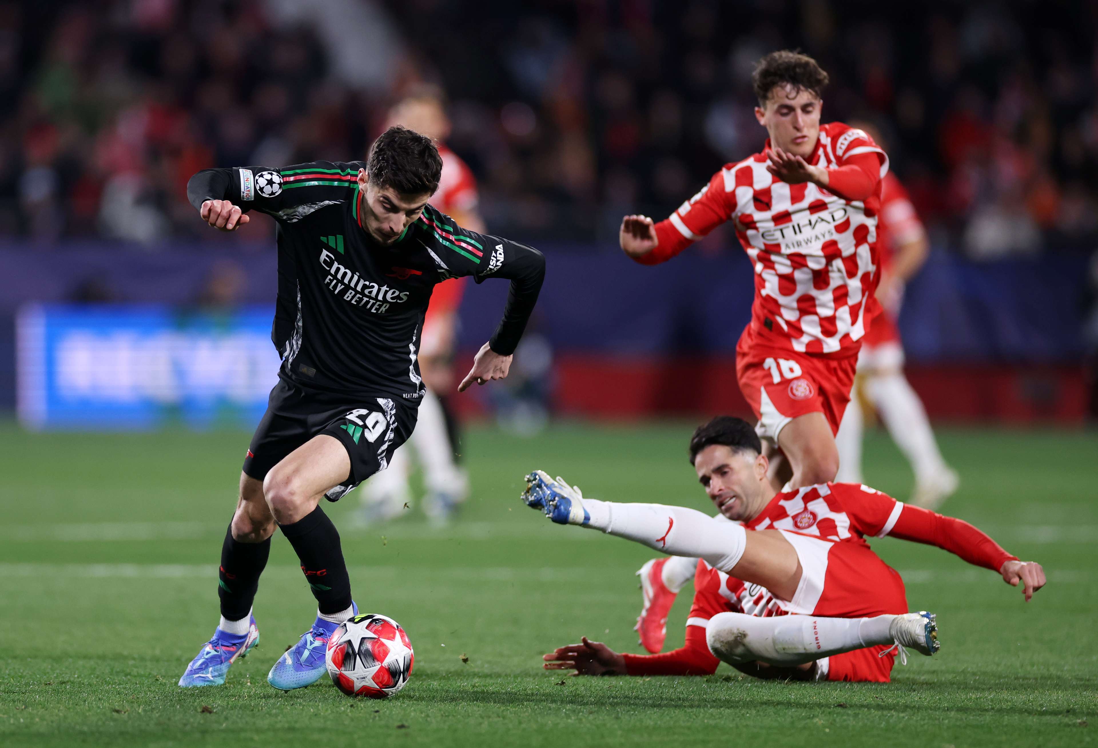 巴萨关注三笘薰续约进展未见实质谈判动态